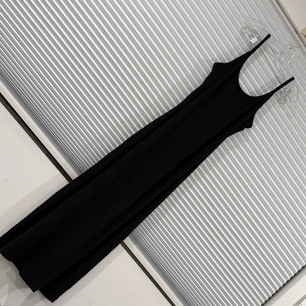 James Peres women’s black spaguetti strap dress long size 4